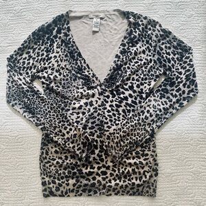 Vertigo Paris Leopard Print V-Neck Cardigan with Embellished Accents- size M